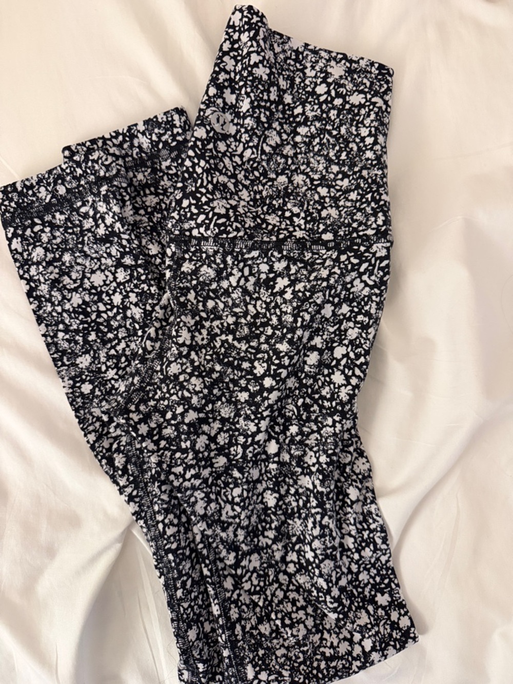 Lululemon Black & White Floral Leggings